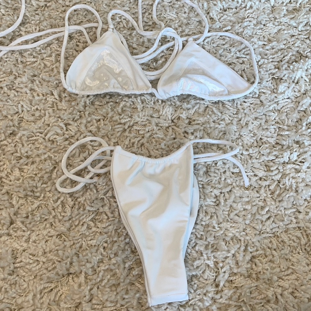 Heart of Sun white string bikini